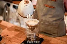郑州东风渠边的这家社区咖啡馆真香图片