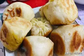 青海西宁火了40年的早餐店，糖包子比肉还贵，配一碗粉汤绝了图片