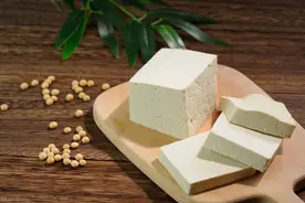 一把黄豆一杯醋，教你自制豆腐，做法简单无添加，比买的更放心图片