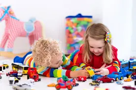 孩子玩具多，弄乱2分钟收纳2小时，试试这个办法让孩子自主收纳图片