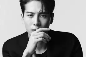王嘉尔新歌恐引争议！疑将演唱《尚气》主题曲，被批下一个梁朝伟图片