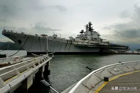 停泊4年的明斯克号航母终于有了消息，变身航母乐园，2022年开业图片