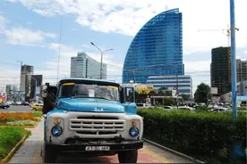 蒙古街头全是进口车，因为他们没汽车工厂 ，几乎没有中国品牌图片
