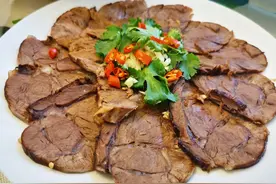 最简易版酱牛肉，美味方便，冷藏冷冻，现吃现切，一招就能炖软烂图片