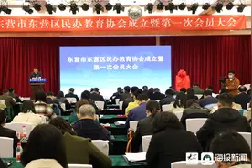 东营区民办教育协会会长杨万里：助力提升民办学校教育质量 书写发展新答卷图片