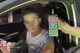 严查严管严控 云浮交警一晚查获10名“醉猫”图片