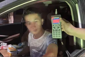 严查严管严控 云浮交警一晚查获10名“醉猫”图片