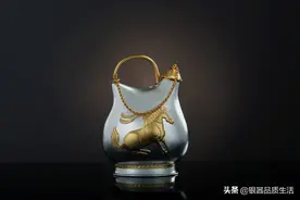 舞马衔杯纹酒壶图片