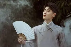 张云雷破德云社不和传言！与岳云鹏相互扶持，与郭麒麟关系亲密图片