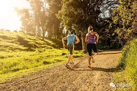夏天热了，想动又不愿动？给你最合适炎热夏季的9项运动图片