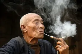 故事：乡村轶事：公公和儿媳妇图片