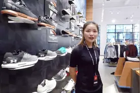 带大家逛一逛运动品牌under armour，店员服务态度相当不错视频封面