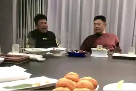 重案六组20年后重聚！张潮胡渣泛白，王茜缺席，总导演去世成遗憾图片