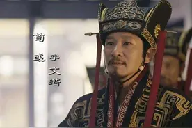 荀彧、诸葛亮同为忠臣，为什么二人后世名声相距甚远？图片