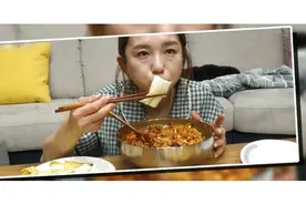 韩国吃播网红翻车：点赞辱华言论还内涵李子柒，真让人恶心图片