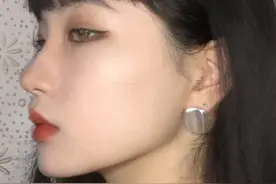 小说：你是在和我说话吗？图片