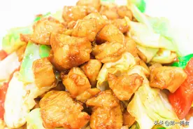 三伏天、包菜鸡胸一起炒，全家说好吃下饭，一周3次吃不够、真香图片