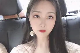 小说：隔壁妹妹求我帮忙，我嘿嘿一笑：帮你没问题，答应我个条件图片