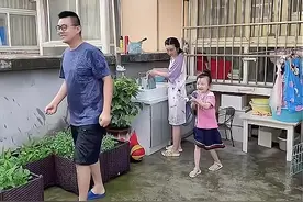 杜新枝说：姚威中秋节在杜新勇家走亲戚；田静辟谣：我们没走亲戚图片