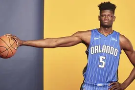 解析| 班巴拥有NBA历史级别的天赋，为何仍被魔术队雪藏？图片