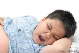 在家3个月，福建9岁男孩体重猛涨到100斤，还被查出血脂偏高和轻度脂肪肝等图片