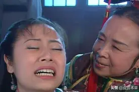 “容嬷嬷”一生演戏无数，年轻时美到不敢认，被赞美貌堪比宋慧乔图片