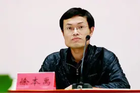 那位感动中国的支教老师，曾刺痛大众眼睛，已任县领导近3年图片