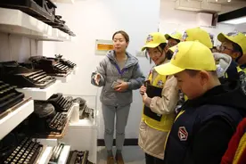 探访国家级实验室，打卡网红博物馆，房山小记者“高校行”走进北京交通大学图片