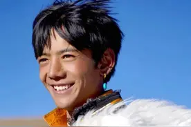 丁真直播比明星赚得多？直播是推广藏文化，平台抽成后没剩多少图片
