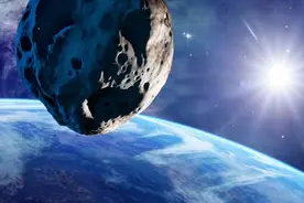地球太危险了！一颗巨大小行星带着口罩飞向地球，将于5天后到达图片
