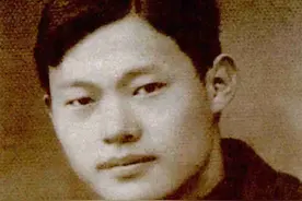 福建小伙一直怀疑父亲是特工，苦无证据，1949年得知真相一夜无眠图片