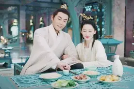 民间故事：男子遭遇老婆背叛，被赶出家门，却因一条狗成人生赢家图片