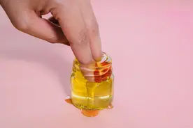 美国妇产科专家提醒：别用唾液当润滑剂图片