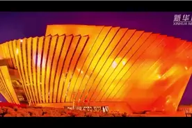 “这夜景也太美了吧~”长春绚丽灯光秀，火了图片