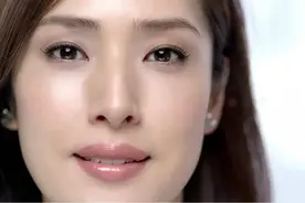 谜：亚洲人的年龄图片