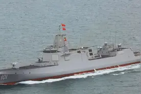 中国海军同日现身日本南北两海峡，今后或成常态，有战略威慑意义图片