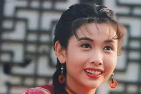 性感女神邱淑贞：拍戏时王晶为她清空片场，如今身家高达20亿图片