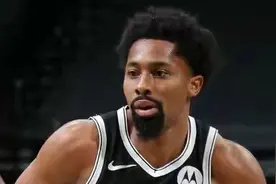 NBA交易日的第三天，又一条大鱼落网，阿德考虑重返赛场图片