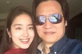 “冯女郎”杨采钰的成名史以及背后的男人图片