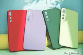 简约个性iQOO Z1手机壳，让你在人群中脱颖而出图片