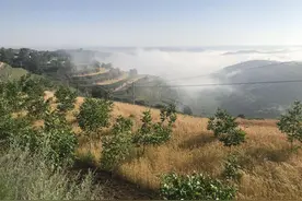 你印象当中的大西北黄土高坡肯定是黄沙漫天，戈壁沙漠，那来看看图片