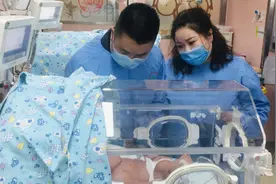 130多天日夜守护 四川省最小胎龄超早产儿“恩恩”被成功救治图片
