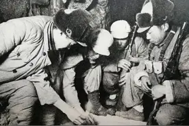 新兵私自摸进美军阵地抓俘，空手而归等处分，团长：莫慌你立功了图片