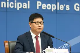 重庆家庭户规模继续缩小 平均每个家庭户人口为2.45人图片