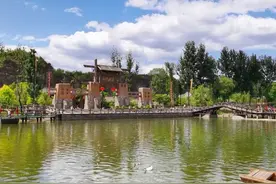 拍照吗？不用滤镜，自带仙气的那种~图片