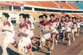 所谓“职业球员跑不过清华学生”，其实只是个伪命题图片