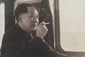 1955年，毛主席专列在浙江遇袭，警察抓获一农民，如何处置？图片