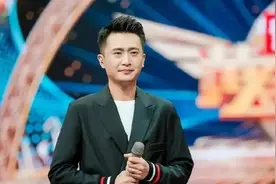 气场不强，还是年龄略大？央视帅气男主持杨帆为何与春晚舞台无缘图片