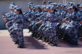 一文告诉你：学生为什么要军训？没有家长反对，却从来不知道意义图片