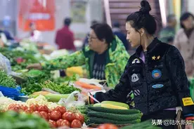 为何国内14亿人，消费力还不如美国3亿人？今年全“露馅”了图片
